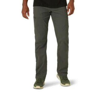 NWT Wrangler Men's Outdoor Zip Cargo Pant Smoke 34 x 30
